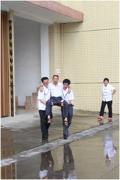 1596435569206431.jpg ef7abcd6-c626-4ebe-813a-9b9ecafd8dd1.jpg